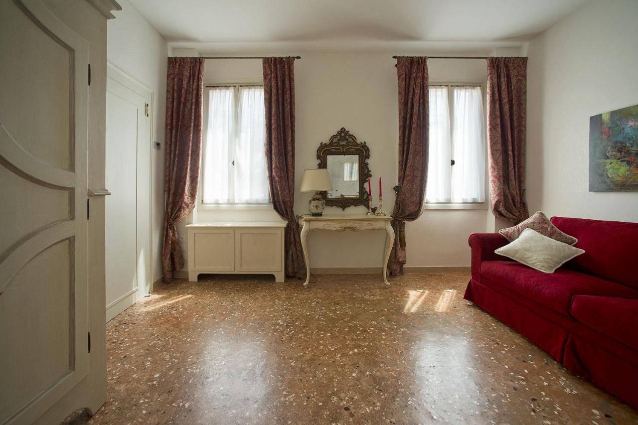 Hotel Donna Lucia Ponzano Veneto Екстер'єр фото